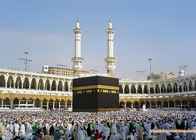 Masjid Nabawi mosque view for Hajj and Umrah journey